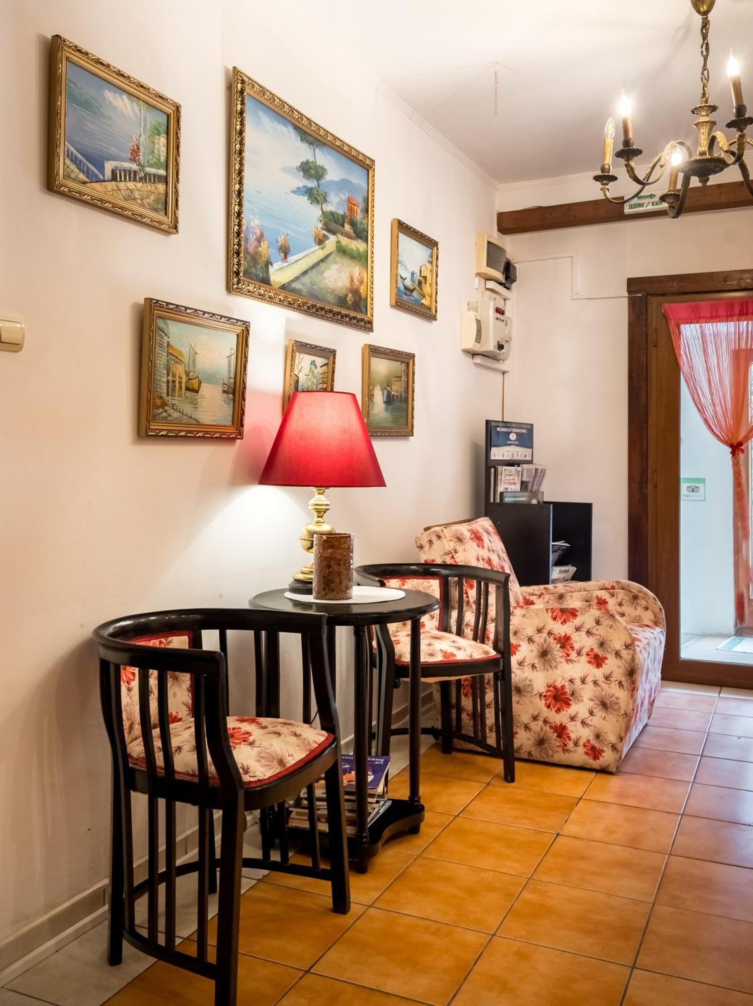 Guest house Flower's Bucharest