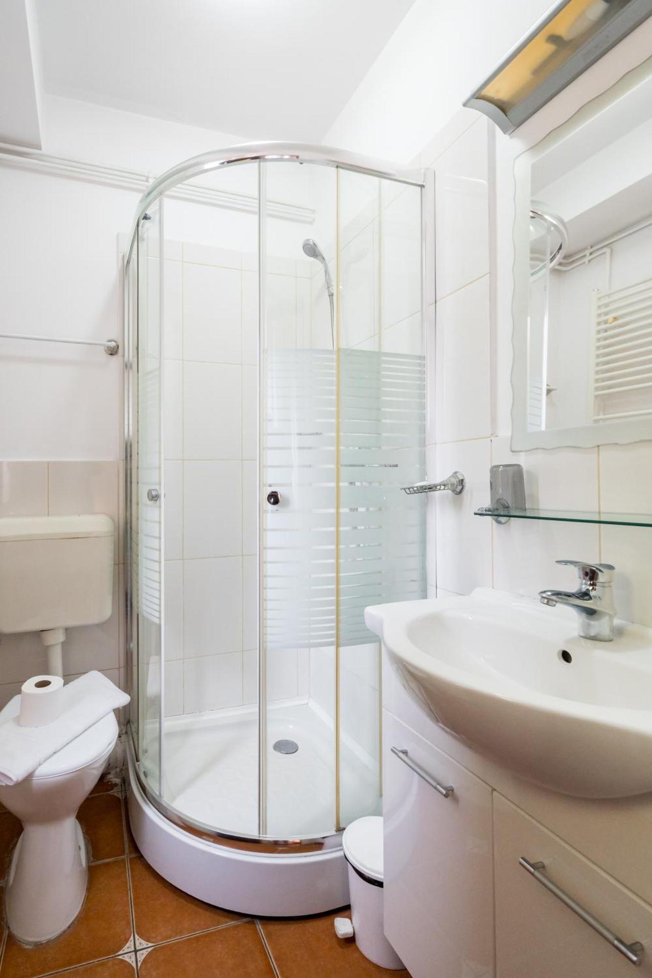 Guest house Flower's 3*